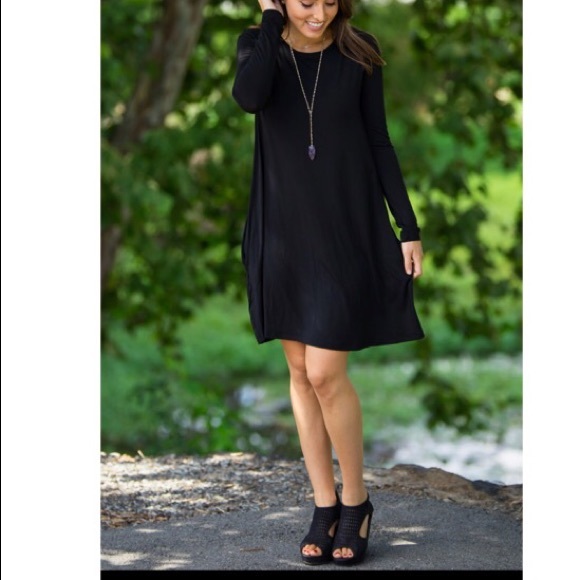 ✨LAST ONE✨Black jersey knit dress - Picture 2 of 2